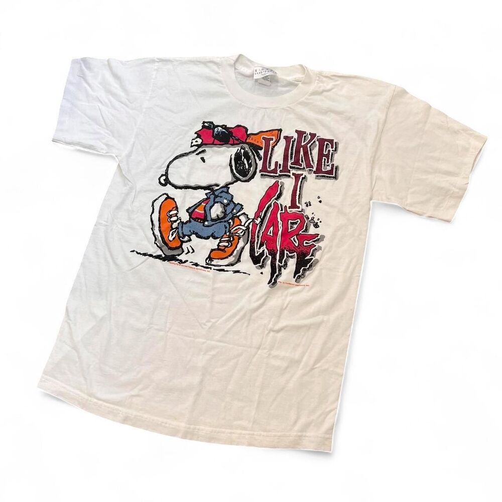 90s Snoopy Streetwear Graphic Tshirt